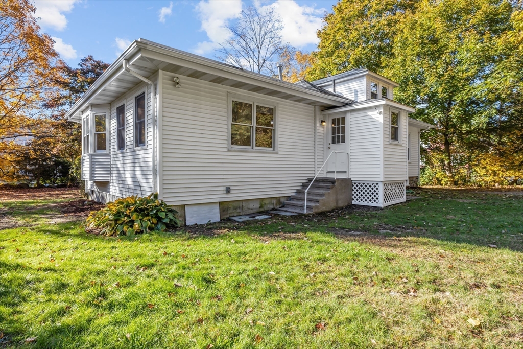 362 Lincoln St