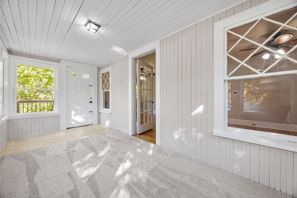 362 Lincoln St