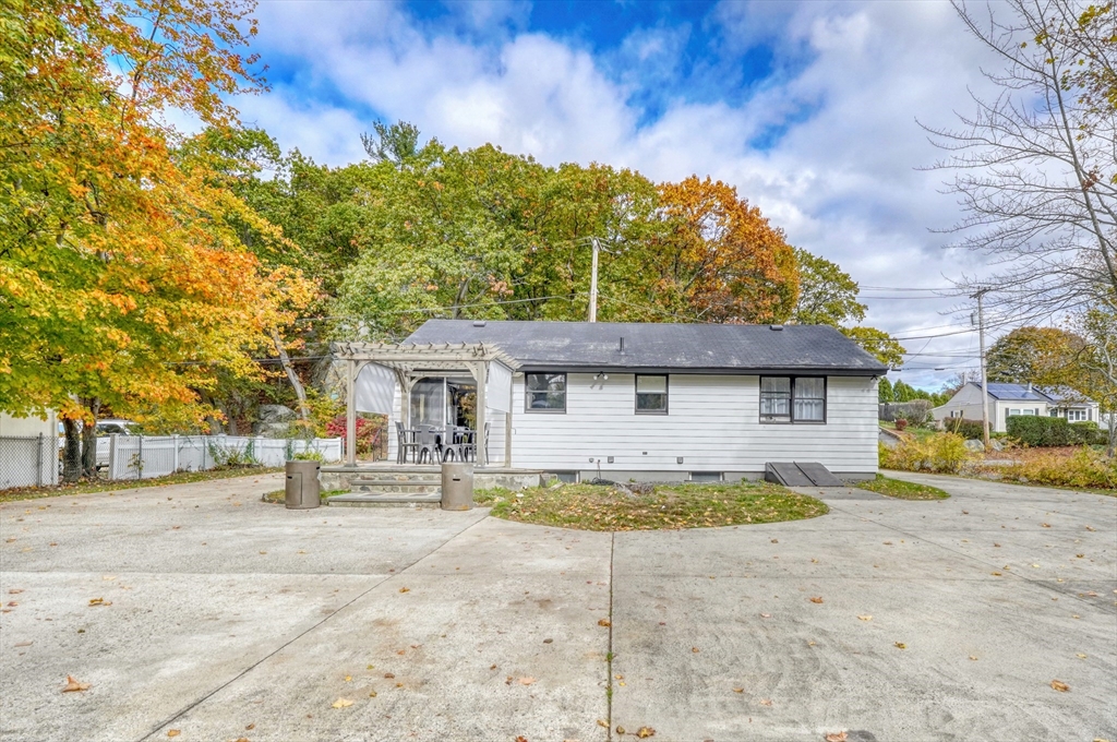 38 Appleton St