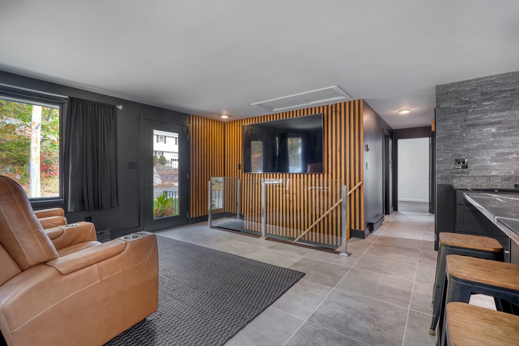 38 Appleton St