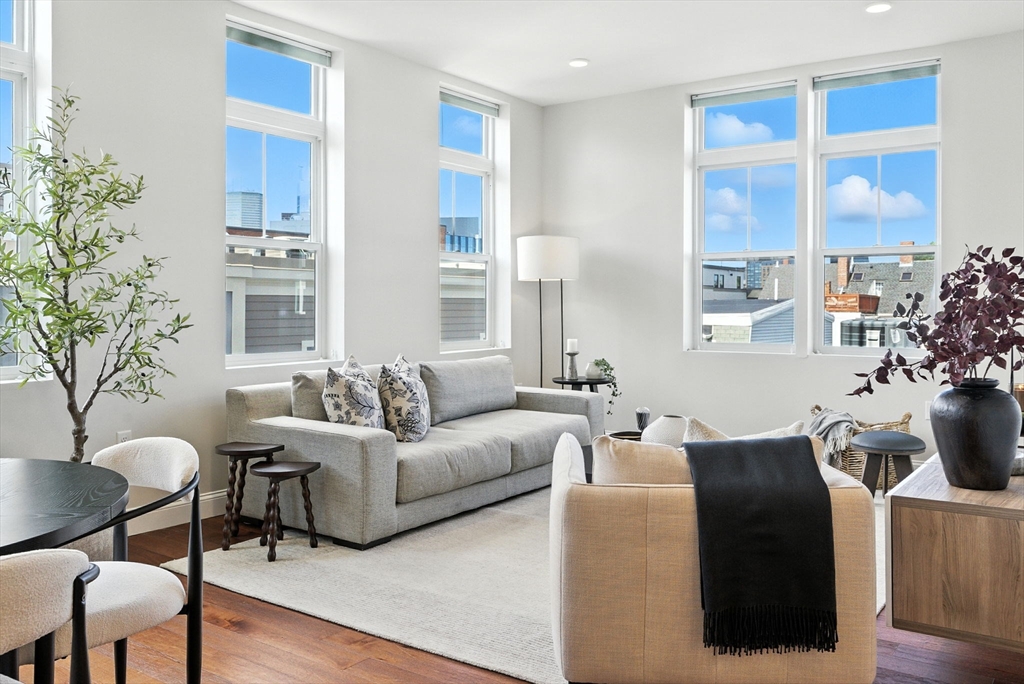 170 West Broadway # 410
