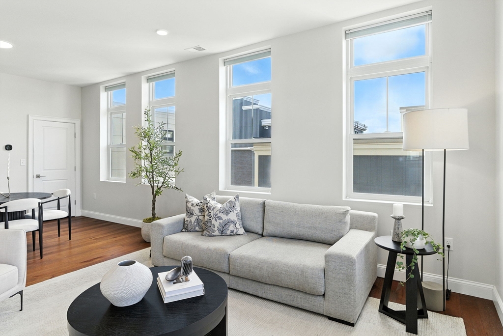 170 West Broadway # 410