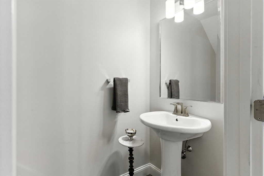 170 West Broadway # 410