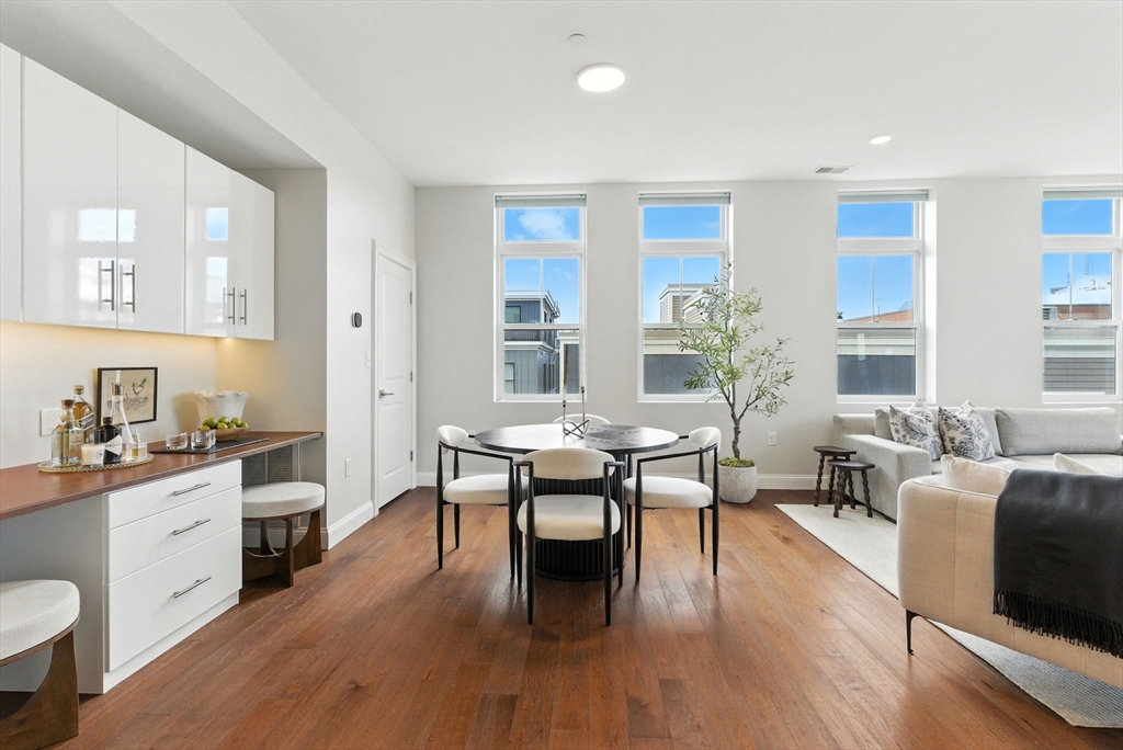 170 West Broadway # 410