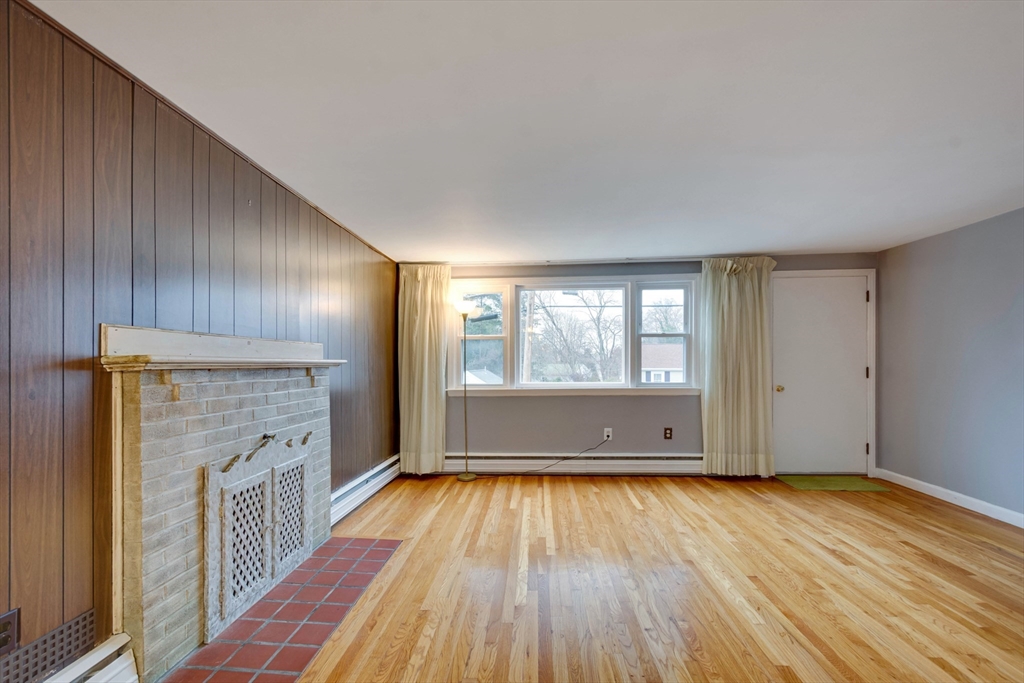 7 Grace Rd