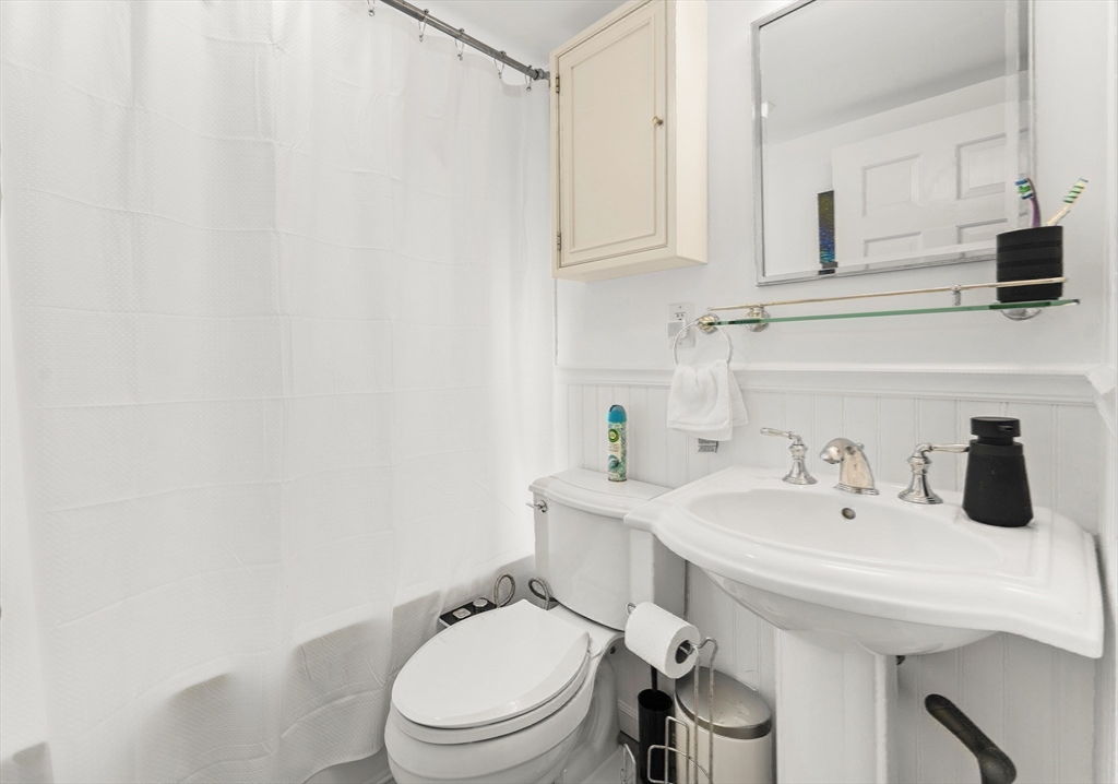 475 Massachusetts # B