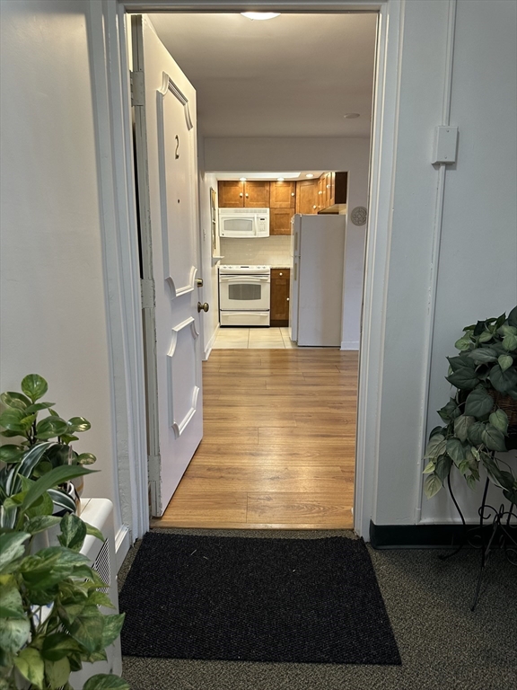 98 Main St # G2