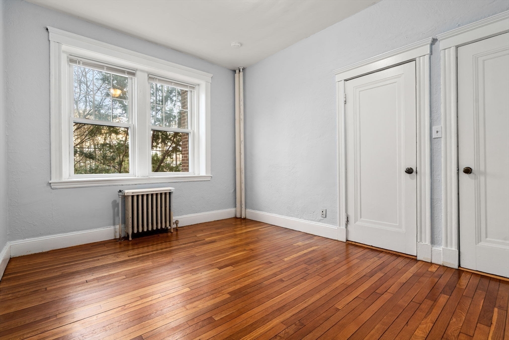 1945 Commonwealth Avenue # 4