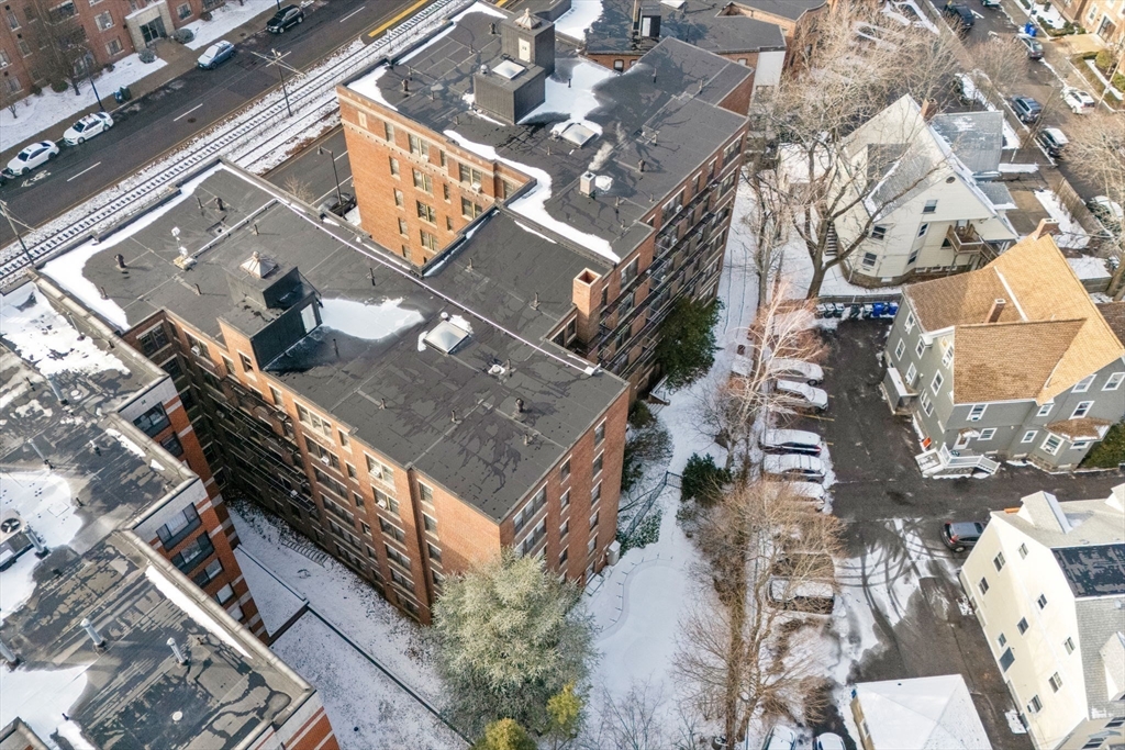 1945 Commonwealth Avenue # 4