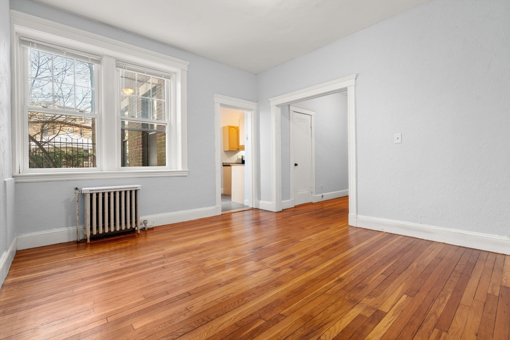 1945 Commonwealth Avenue # 4