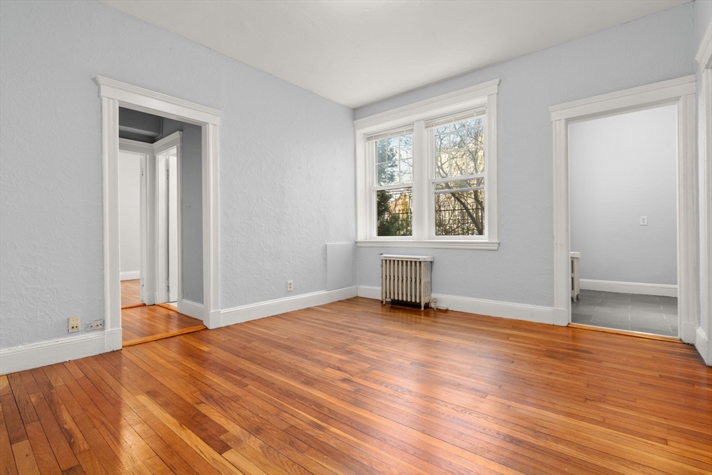 1945 Commonwealth Avenue # 4