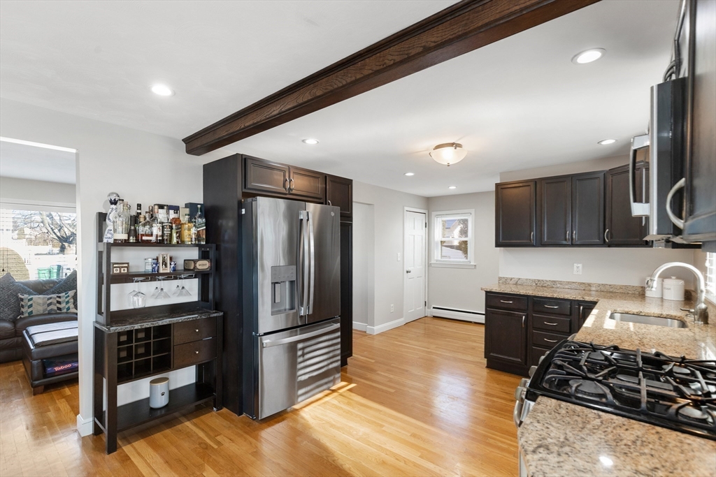 25 Glenwood Avenue