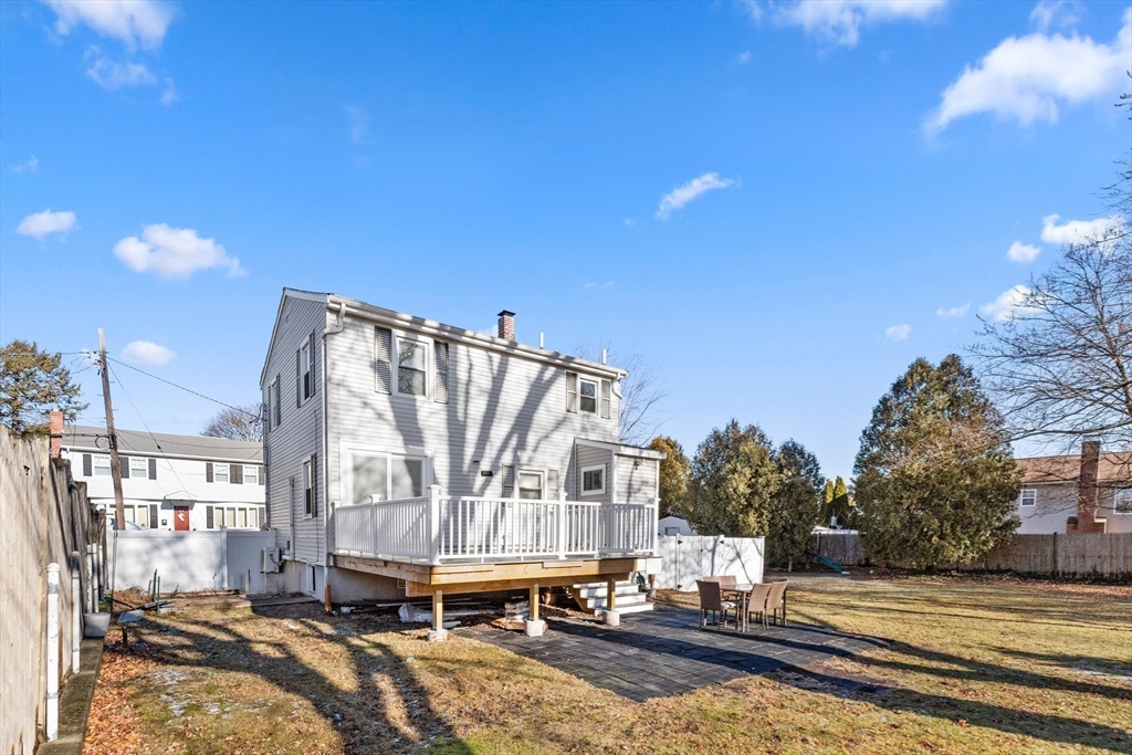 25 Glenwood Avenue