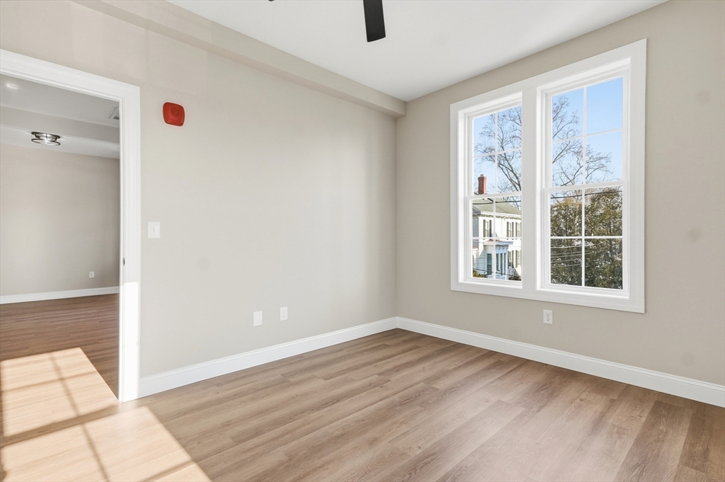 8 Vine Street # 3