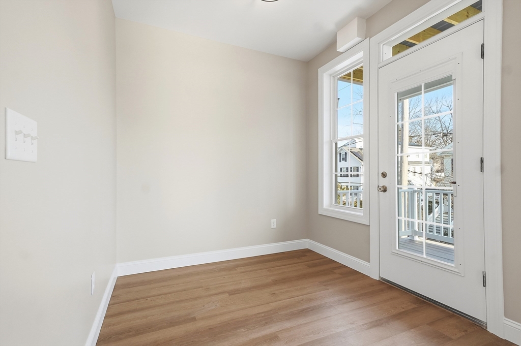 8 Vine Street # 3