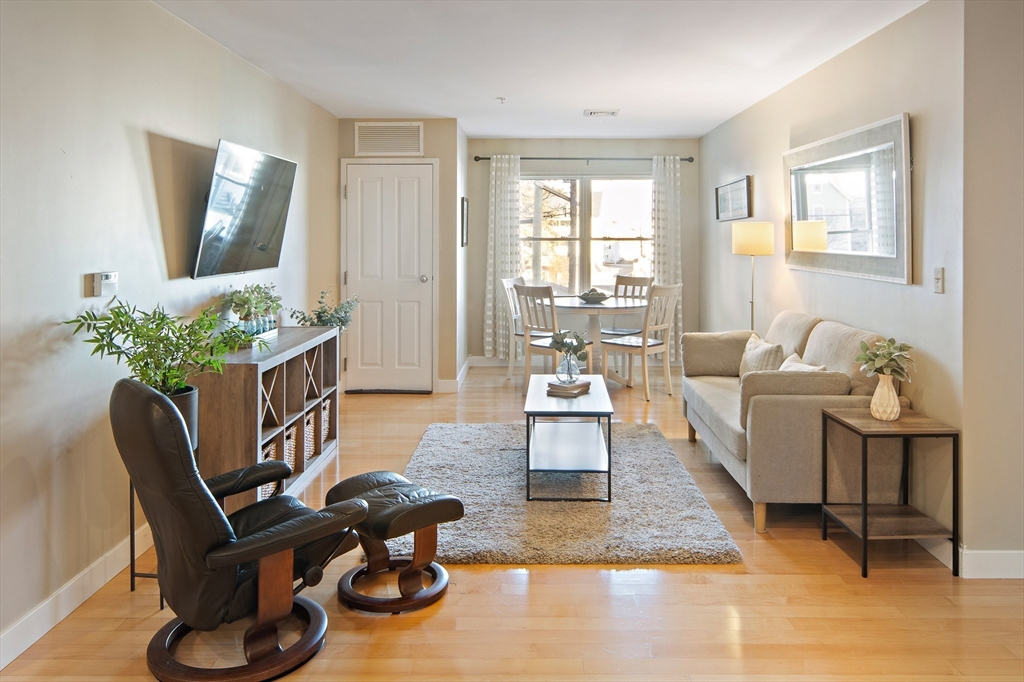 30 Franklin St # 124