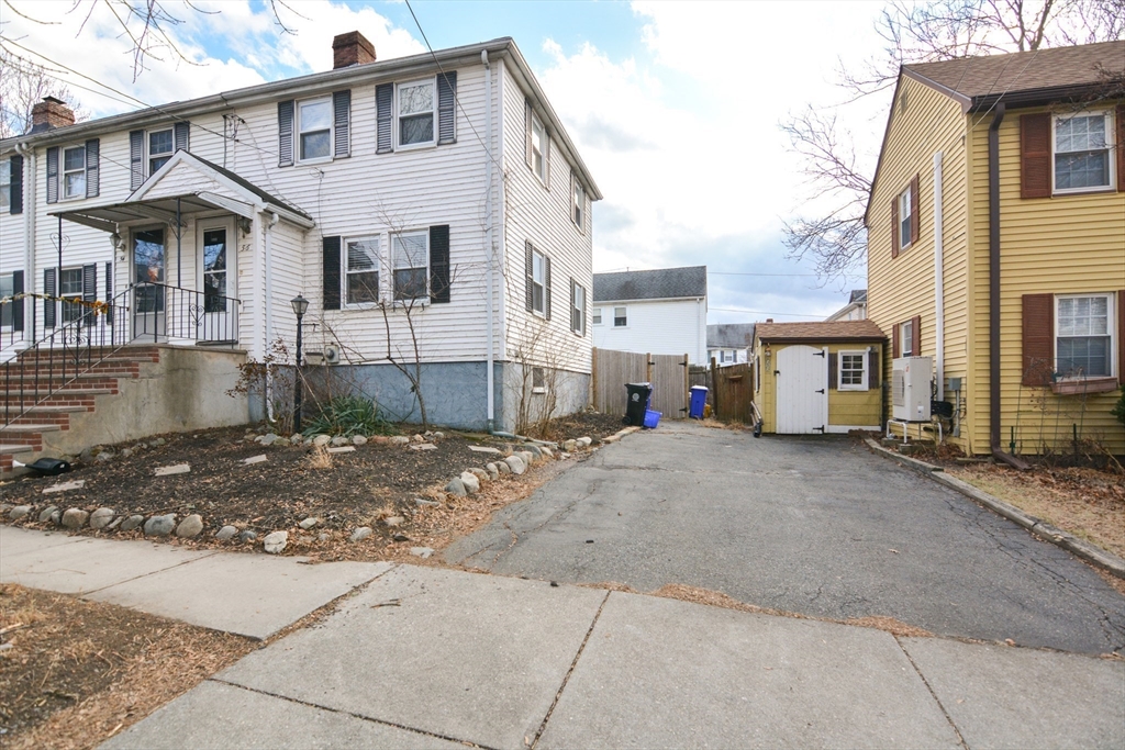 56 Perkins Ave