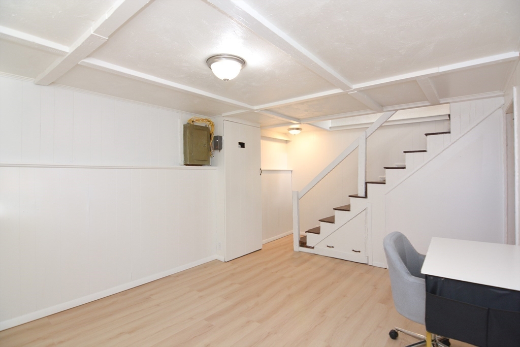 56 Perkins Ave