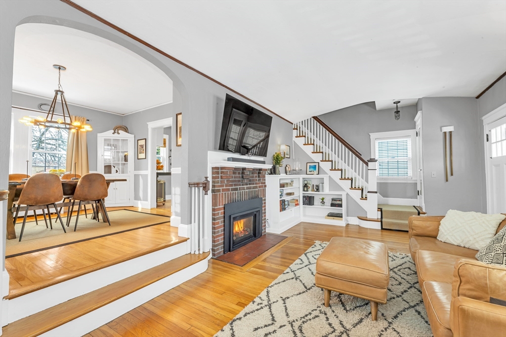 24 Rhoda St