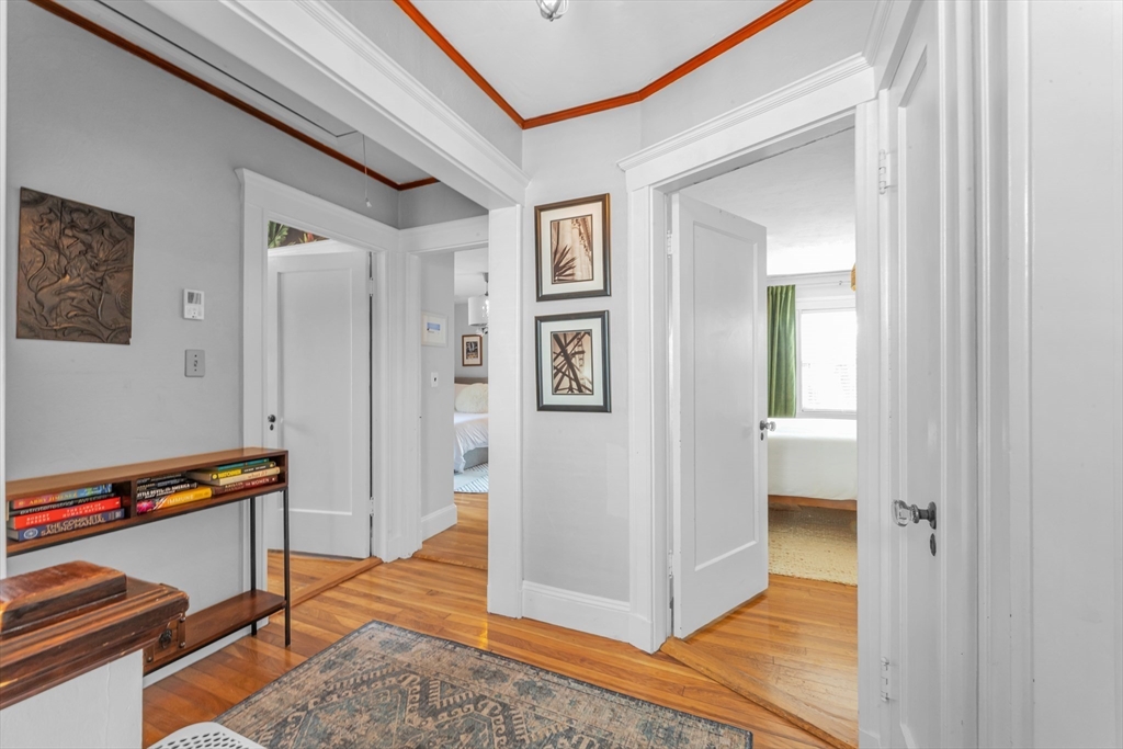 24 Rhoda St