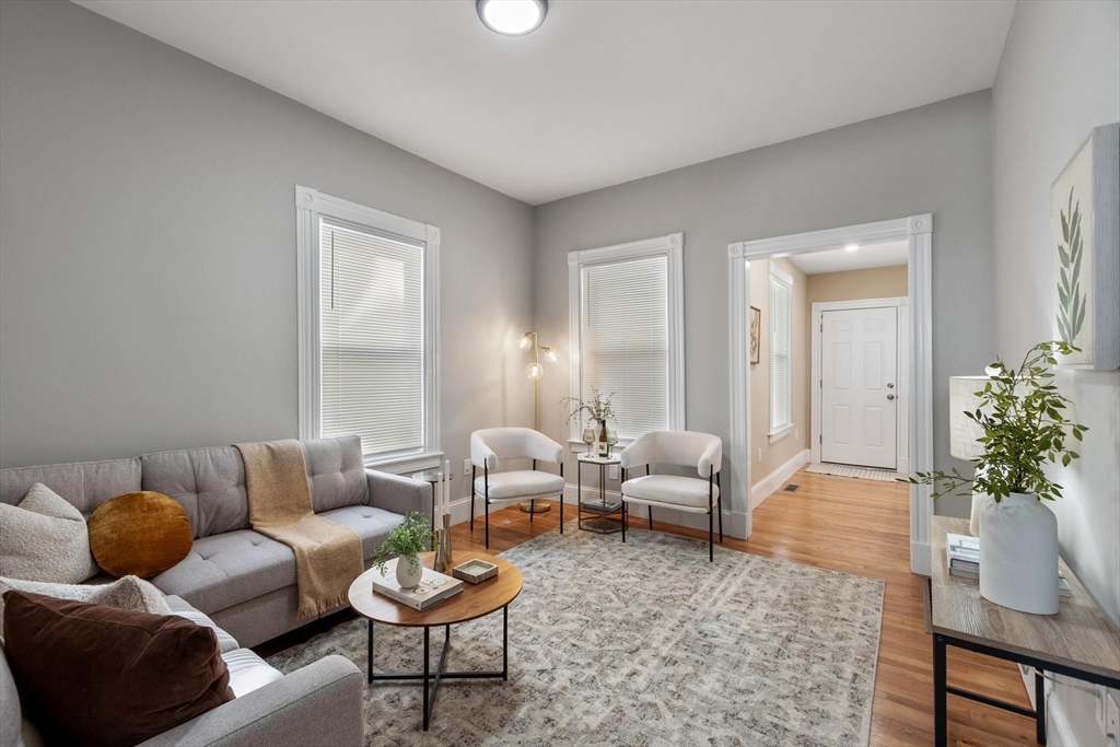 17 Buckingham Street # 2