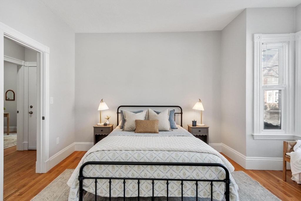 17 Buckingham Street # 2