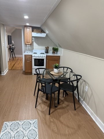 17 Buckingham Street # 3