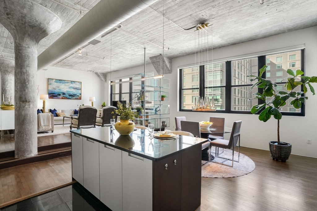 437 D St # 7F