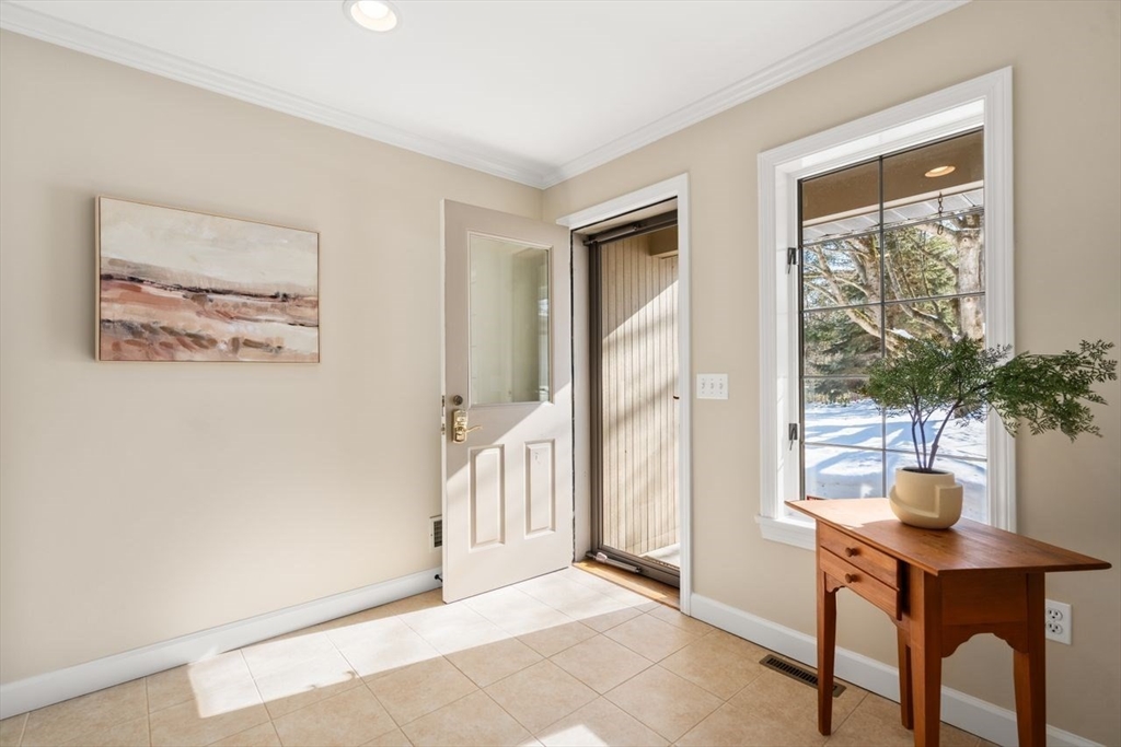 11 Wyncrest Circle
