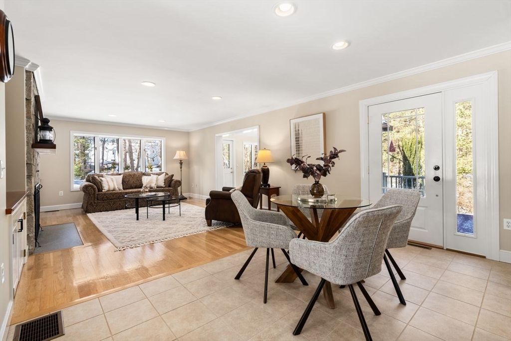 11 Wyncrest Circle