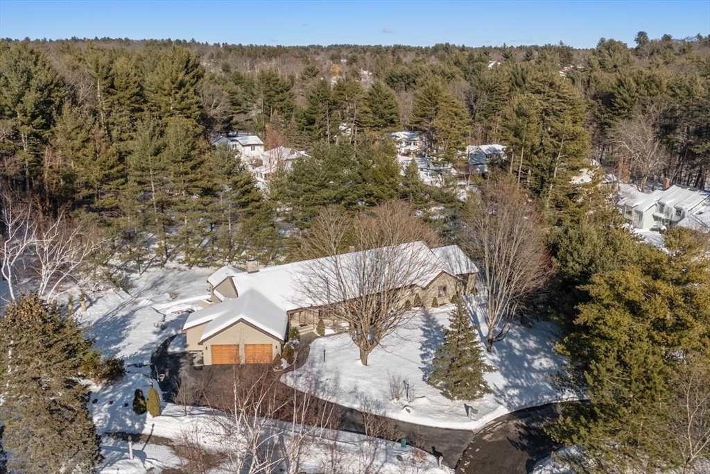 11 Wyncrest Circle