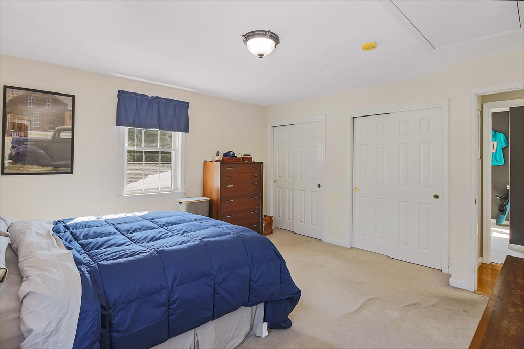 3 Torrey Ln
