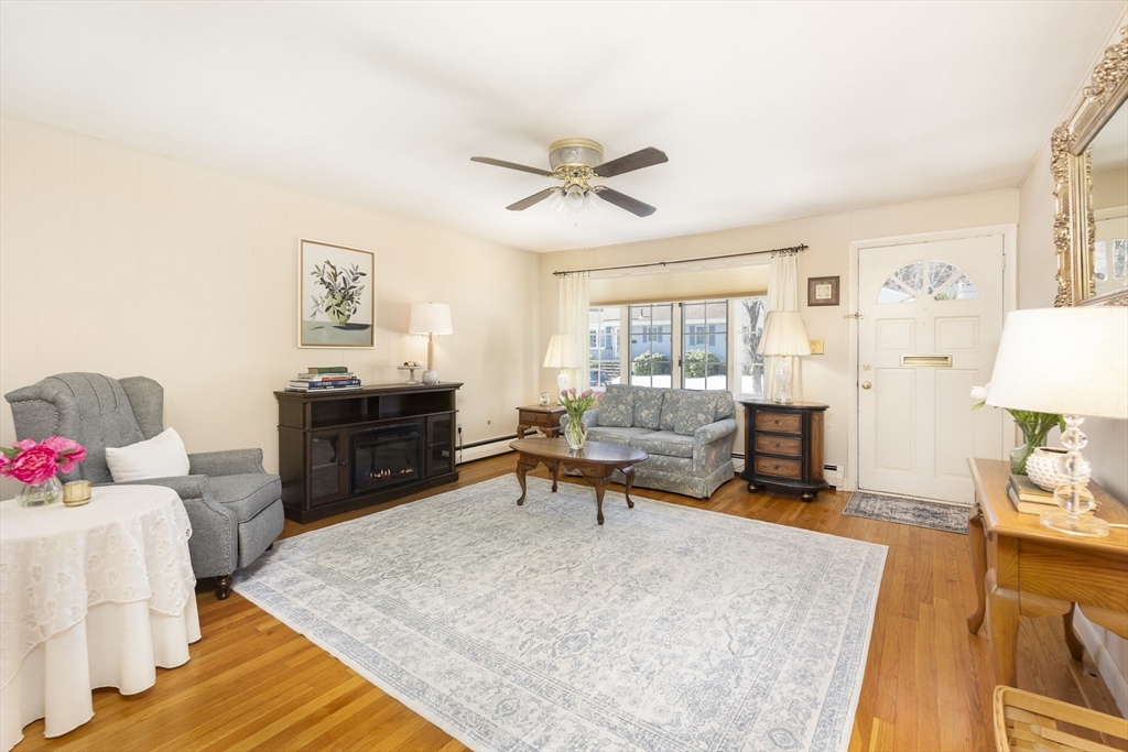 15 Francis Rd