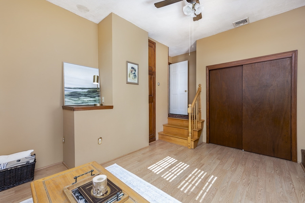 15 Francis Rd