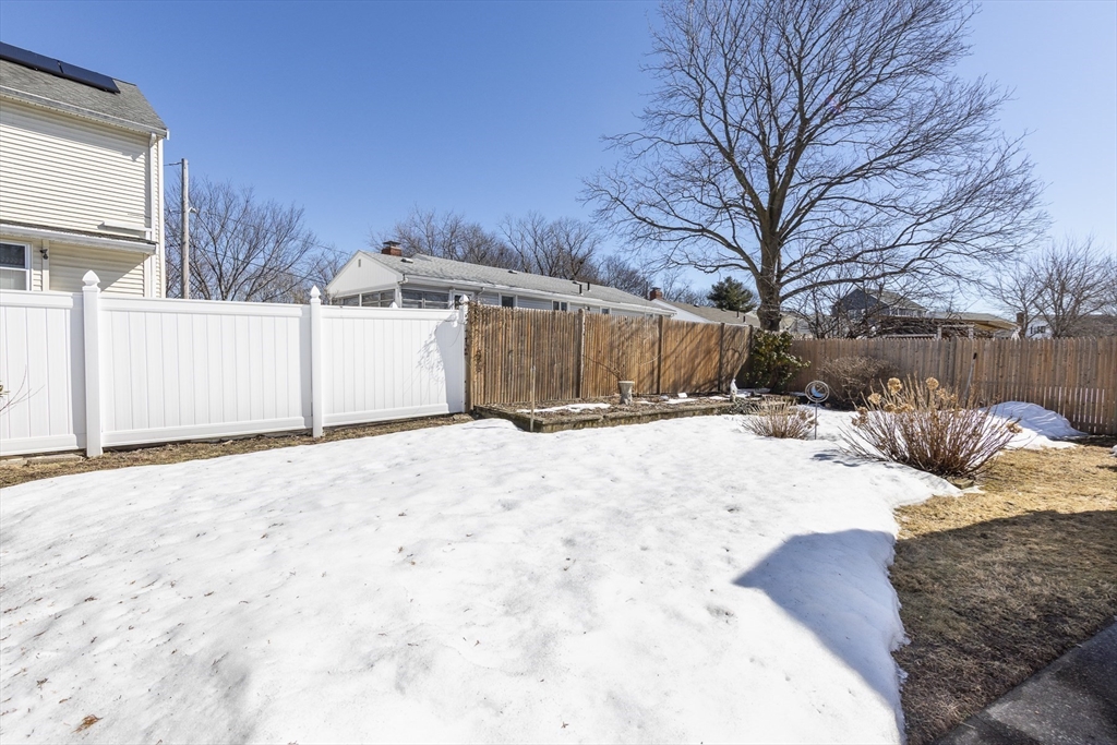 15 Francis Rd