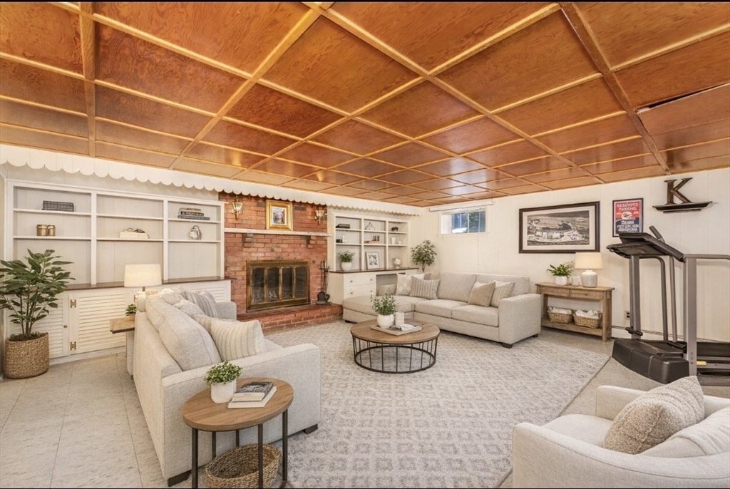 15 Francis Rd