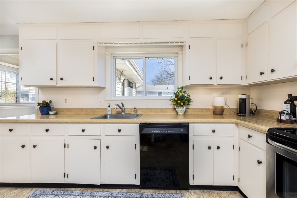 15 Francis Rd