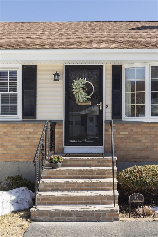 15 Francis Rd
