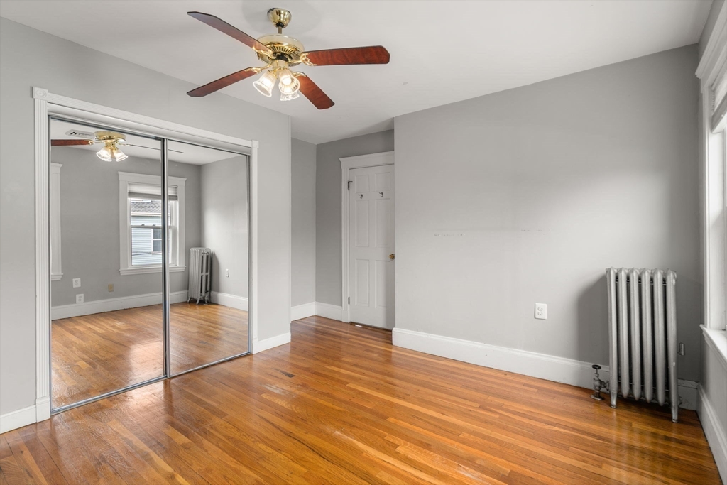 70-72 Bainbridge St