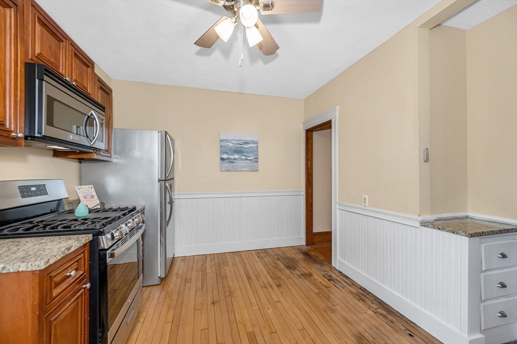 12 Metcalf St # 12