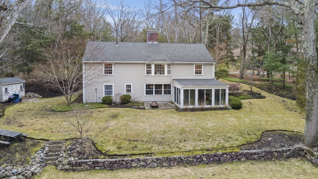 25 Apple Hill Lane