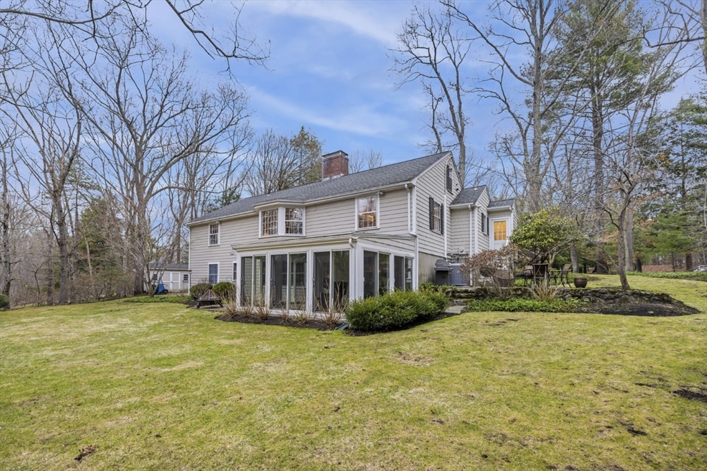 25 Apple Hill Lane