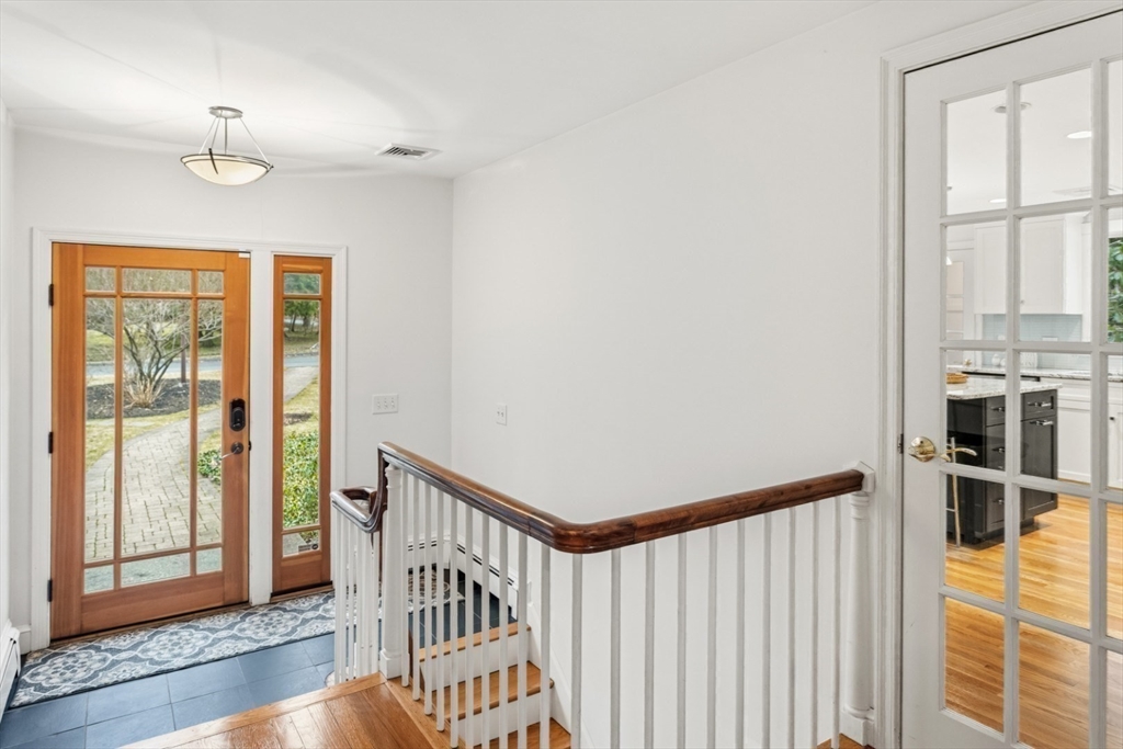 25 Apple Hill Lane