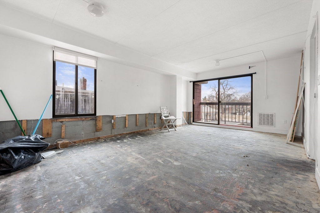 280 Harvard St # 4D