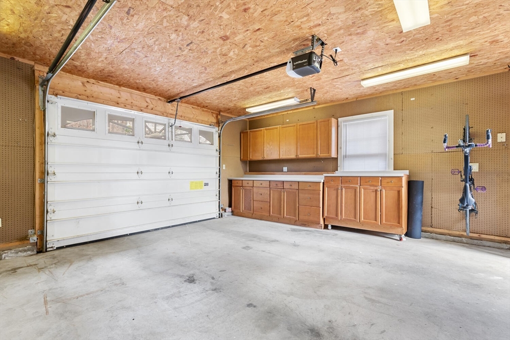 142 Savin St