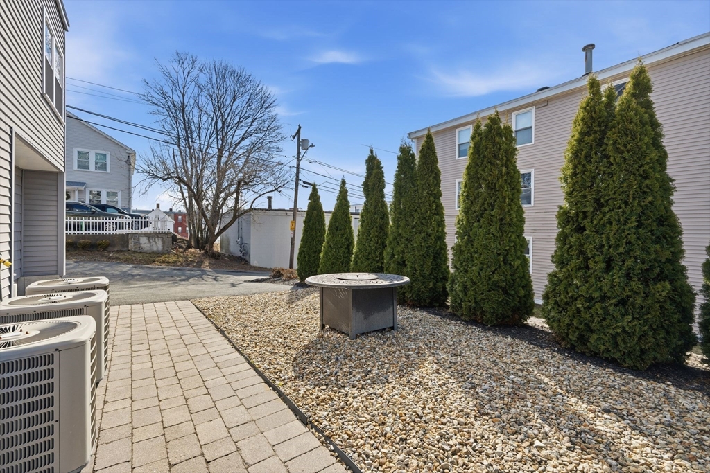 21 Summit Avenue # 1