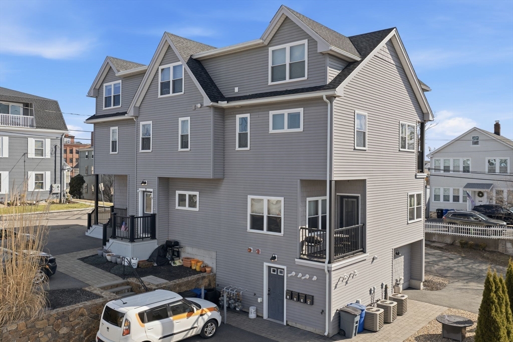 21 Summit Avenue # 1