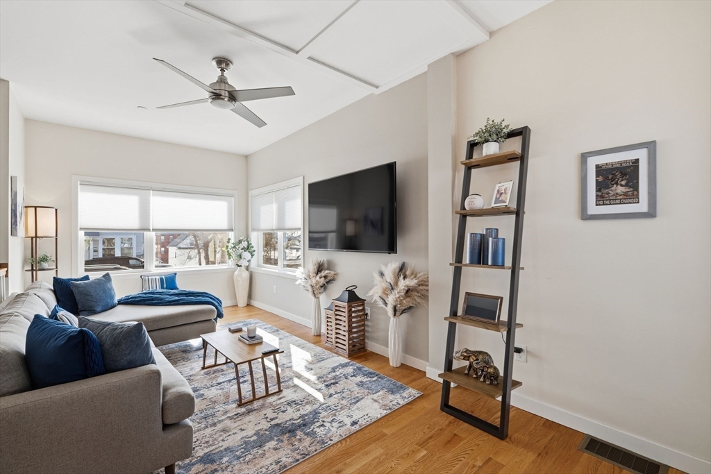 21 Summit Avenue # 1