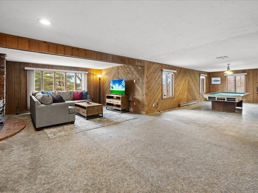 102 Spring Lane