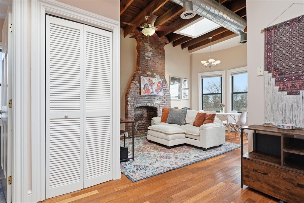 189 Cambridge St. # 3
